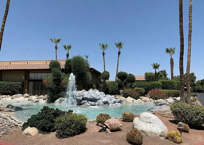Eye Catching....Beautiful, Cozy, Furnished Condo