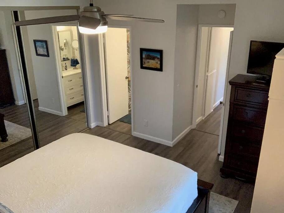 Eye Catching....beautiful, Cozy, Furnished