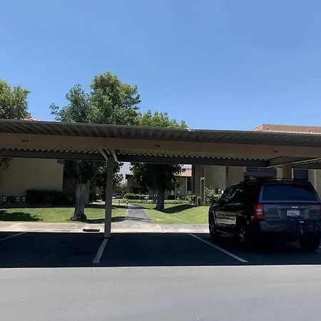 Eye Catching....Beautiful, Cozy, Furnished Condo Cathedral City Exterior photo