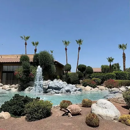 Eye Catching....Beautiful, Cozy, Furnished Condo Cathedral City Exterior photo